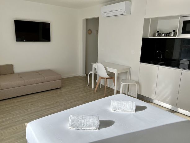 Imagen de la habitación del Hotel Room Select Porto Suites. Foto 2