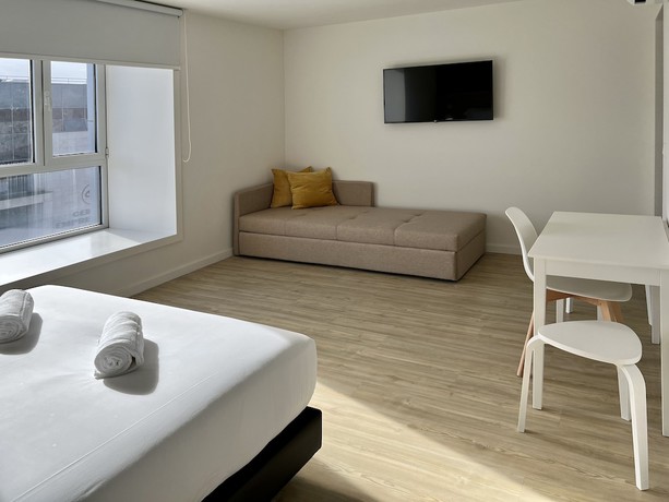 Imagen de la habitación del Hotel Room Select Porto Suites. Foto 3