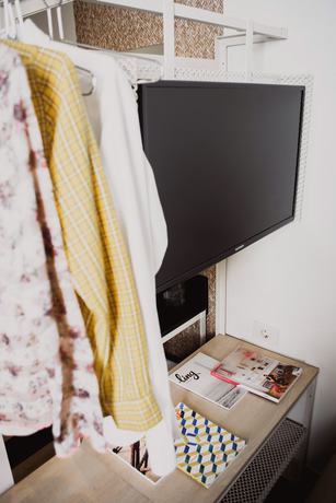 Imagen de la habitación del Hotel Room Select Tetuán. Foto 6