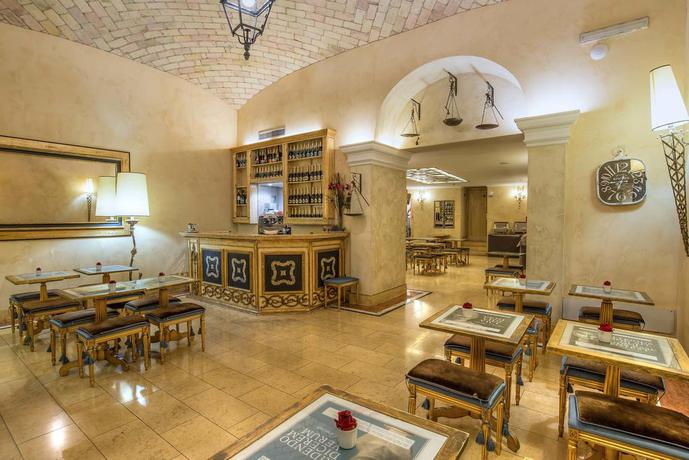 Imagen del bar/restaurante del Hotel Room007 Select Via Veneto. Foto 4