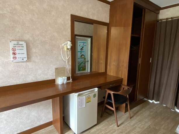 Imagen general del Hotel RoomQuest Chonburi Laem Chabang. Foto 5