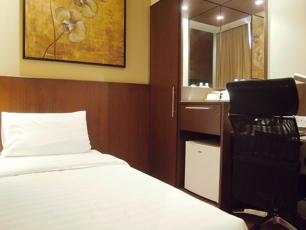 Imagen de la habitación del Hotel RoomZ. Foto 11