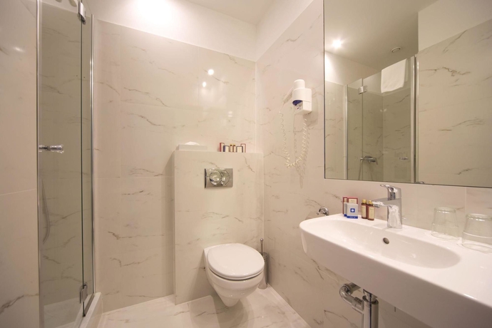 Imagen de la habitación del Hotel Roombach Budapest Center. Foto 14