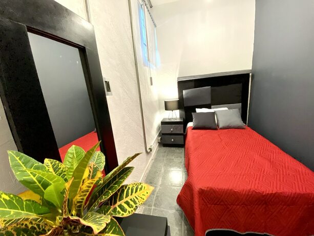 Imagen de la habitación del Hotel Roomies Hostel Reforma-El &Aacute;ngel. Foto 15