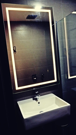 Imagen de la habitación del Hotel Roomies Suites. Foto 2