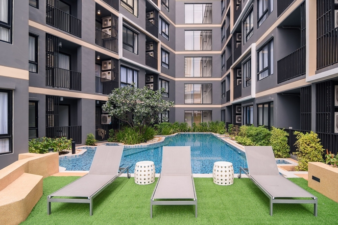 Imagen de la piscina del Hotel Roomme Hospitality The Urban Attitude. Foto 19