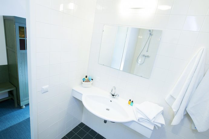 Imagen de la habitación del Hotel Roompot Marinapark Volendam. Foto 16