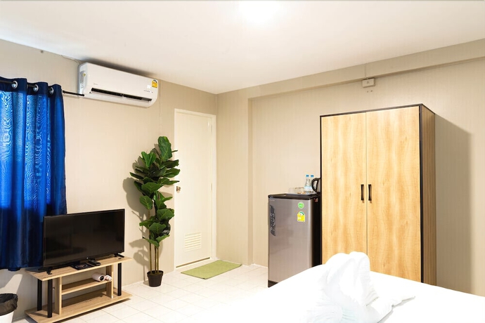 Imagen de la habitación del Hotel Roomquest Ratchada. Foto 5