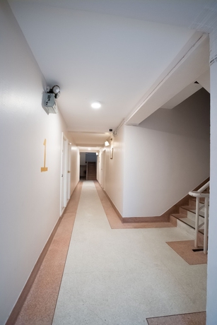 Imagen de los interiores del Hotel Roomquest Ratchada. Foto 13