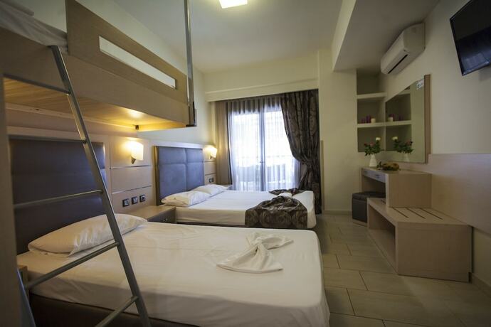Imagen de la habitación del Hotel Rooms Amalthea Mare and Cafe - Bistro. Foto 16