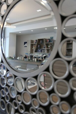 Imagen general del Hotel Rooms Amalthea Mare and Cafe - Bistro. Foto 8