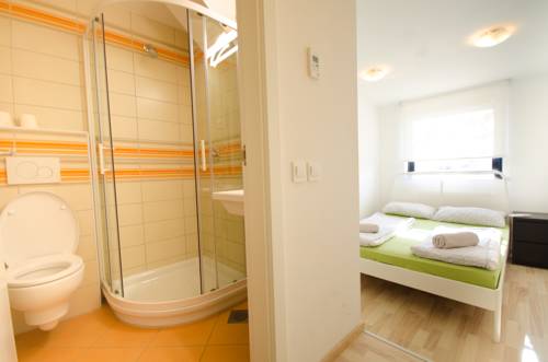 Imagen de la habitación del Hotel Rooms Ambrozic. Foto 5