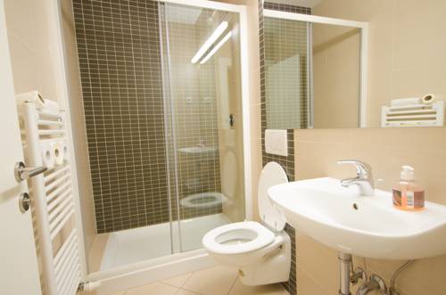 Imagen de la habitación del Hotel Rooms Ambrozic. Foto 13