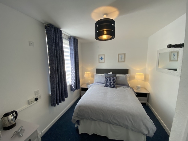 Imagen de la habitación del Hotel Rooms At Babbacombe. Foto 9