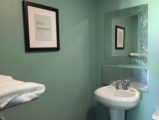 Imagen de los exteriores del Hotel Rooms At The Pecan. Foto 7