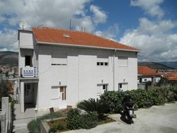 Imagen general del Hotel Rooms Carija. Foto 15