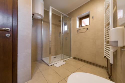 Imagen general del Hotel Rooms Gat. Foto 2