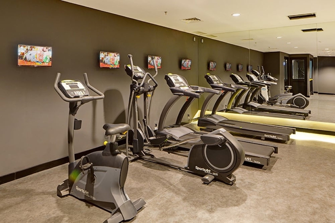 Imagen de los interiores del Hotel Rooms Inc Semarang. Foto 18