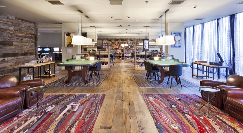 Imagen del bar/restaurante del Hotel Rooms Kazbegi. Foto 6