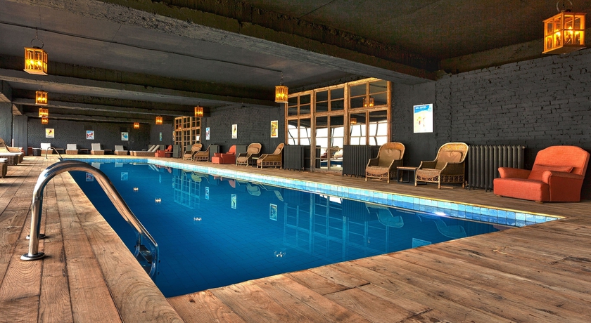 Imagen de la piscina del Hotel Rooms Kazbegi. Foto 17