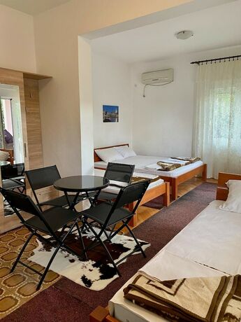 Imagen de la habitación del Hotel Rooms Kuljic. Foto 19