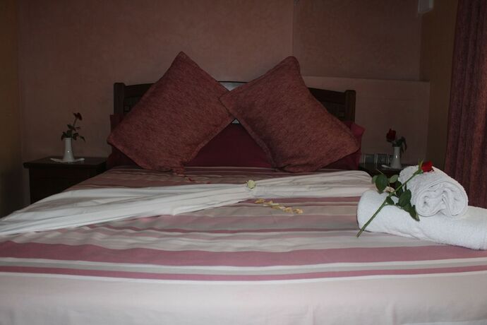 Imagen general del Hotel Rooms Palace. Foto 5