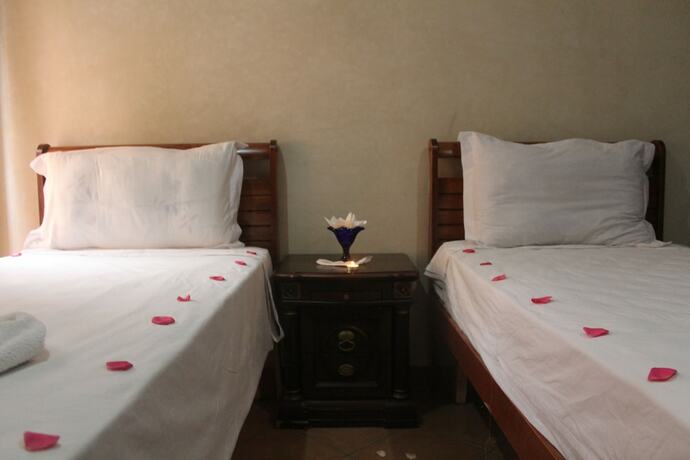 Imagen general del Hotel Rooms Palace. Foto 8