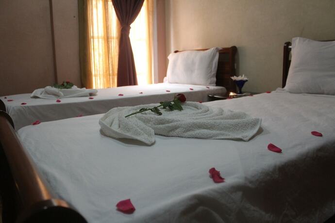 Imagen general del Hotel Rooms Palace. Foto 16