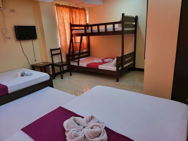 Imagen de la habitación del Hotel Rooms R Us - Voyagers Palace. Foto 12