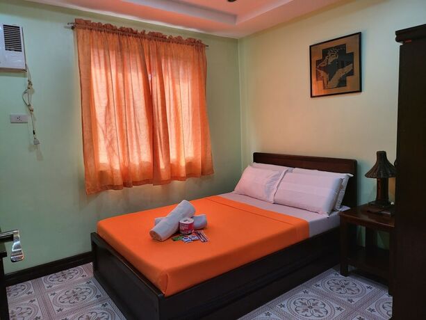 Imagen general del Hotel Rooms R Us - Voyagers Palace. Foto 7
