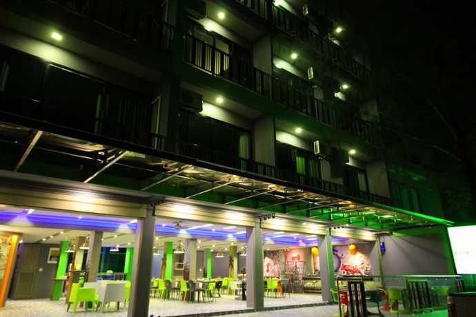 Imagen de los interiores del Hotel Rooms Republic. Foto 15