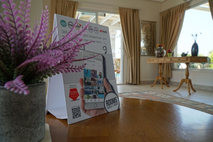 Imagen de los interiores del Hotel Rooms Smart Luxury and Beach. Foto 18