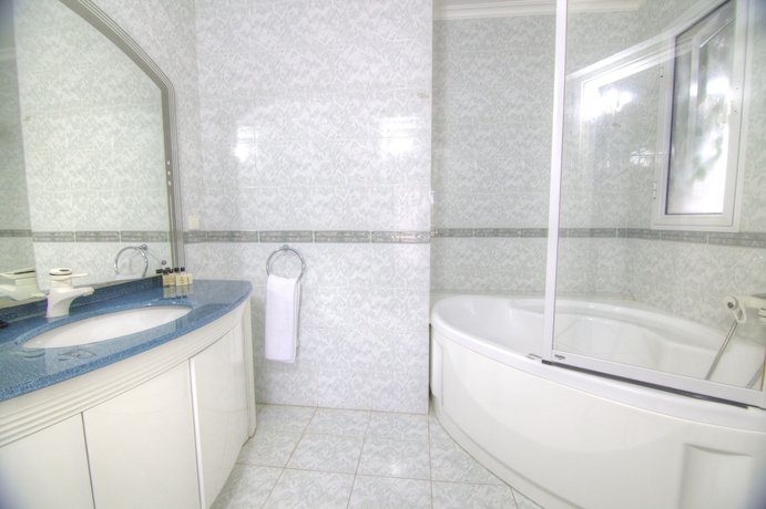 Imagen de la habitación del Hotel Rooms Smart Luxury and Beach. Foto 14