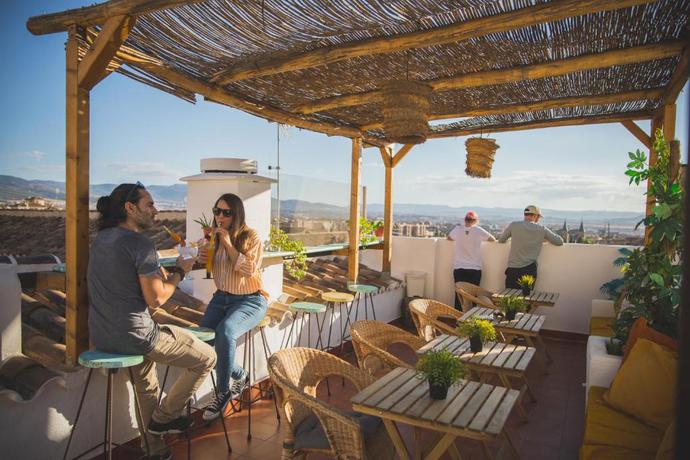 Imagen de los exteriores del Hotel Rooms VITA and BAR. Foto 5