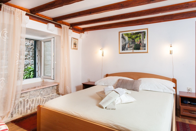 Imagen de la habitación del Hotel Rooms Vicelic Guest House. Foto 10