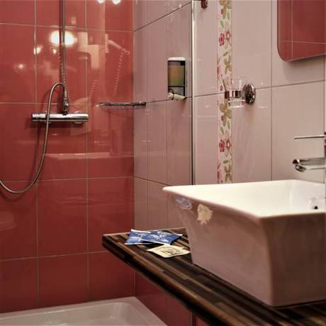 Imagen de la habitación del Hotel Rooms Vodisek - Depandansa Hotela Capris Capodistria Boutique. Foto 15