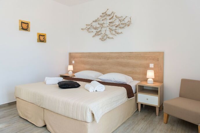 Imagen general del Hotel Rooms and Apartments Archontou. Foto 6