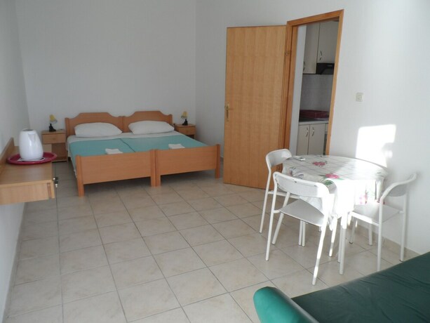 Imagen de la habitación del Hotel Rooms and Apartments Galeb. Foto 29