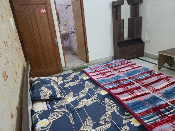 Imagen de la habitación del Hotel Roomshala 153 Krishnashrya, Vrindavan. Foto 3