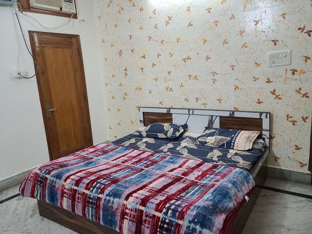 Imagen de la habitación del Hotel Roomshala 153 Krishnashrya, Vrindavan. Foto 15