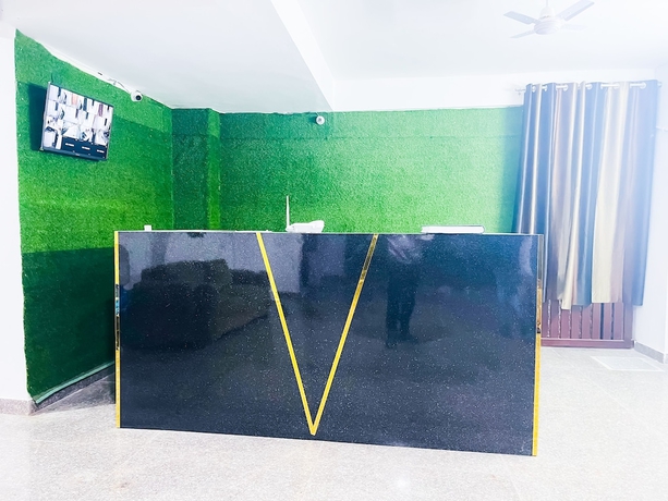 Imagen de los interiores del Hotel Roomshala 160 Red. Foto 12