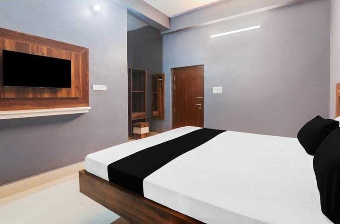Imagen de la habitación del Hotel Roomssolution Patna. Foto 10