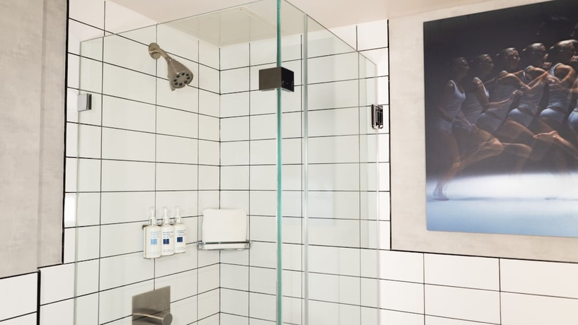 Imagen de la habitación del Hotel Roomza Times Square at Pestana CR7. Foto 14