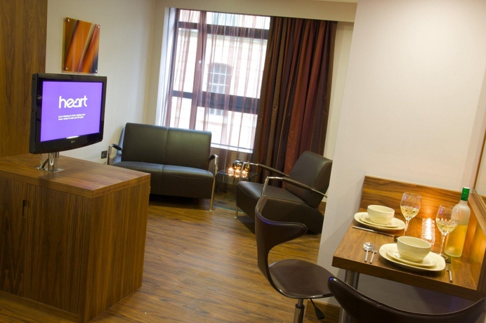 Imagen de la habitación del Hotel Roomzzz Leeds City. Foto 7