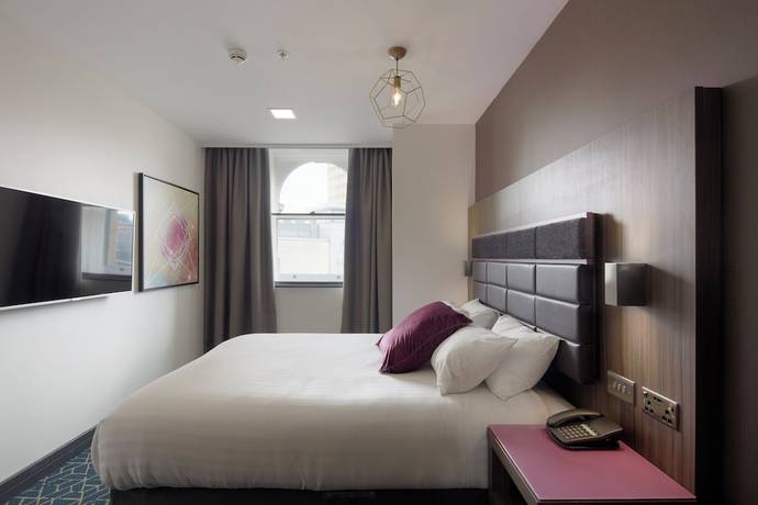Imagen de la habitación del Hotel Roomzzz Manchester Victoria. Foto 9