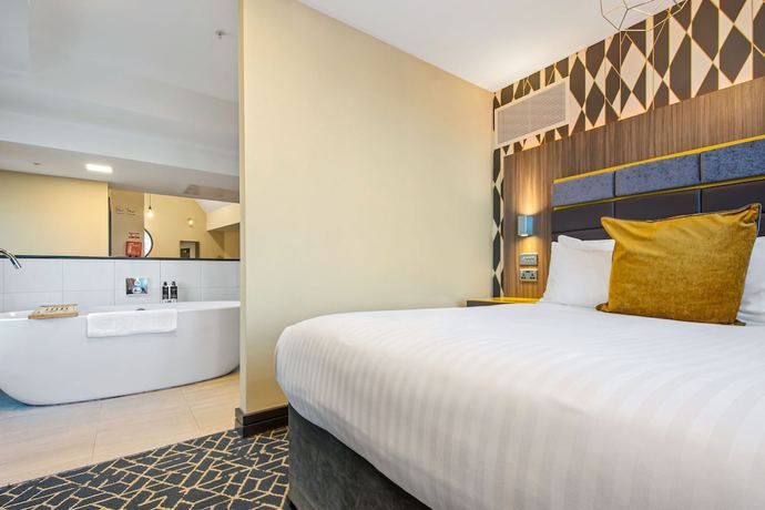 Imagen de la habitación del Hotel Roomzzz Manchester Victoria. Foto 12