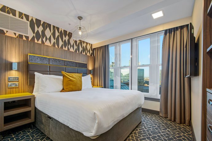 Imagen de la habitación del Hotel Roomzzz Manchester Victoria. Foto 14