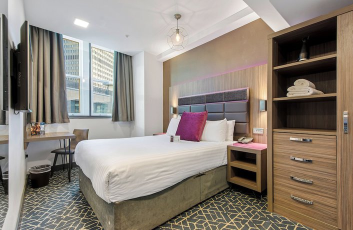 Imagen de la habitación del Hotel Roomzzz Manchester Victoria. Foto 17