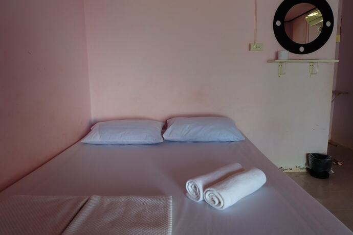 Imagen general del Hotel Roong Arun Resort, Chaiya. Foto 2