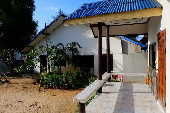 Imagen general del Hotel Roong Arun Resort, Chaiya. Foto 6